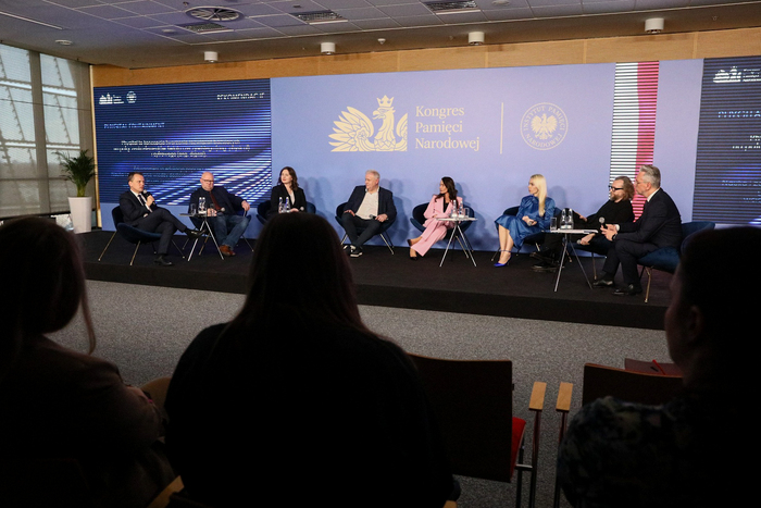 Panel dyskusyjny „Immersyjna edukacja historyczna" podczas Kongresu Pamięci Narodowej – Warszawa, 13 kwietnia 2023. Fot. Sławek Kasper (IPN)