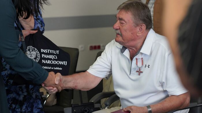 Uroczyste wręczenie Krzyża Wolności i Solidarności Panu Stefanowi Pazurowi / fot. D. Borek (IPN Oddział w Lublinie)