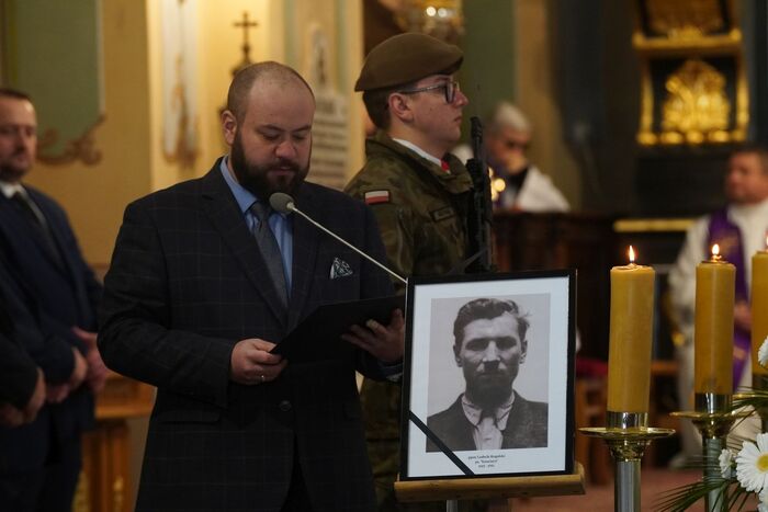 Uroczystości pogrzebowe śp. ppor. Ludwika Rogalskiego ps. "Szczepan", "Kanciarz"  - Zawalów-Kolonia, Radecznica, 14 marca 2025 r., fot. D.Borek (IPN Lublin)