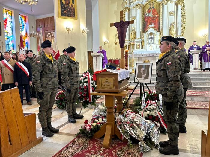 Uroczystości pogrzebowe śp. sierż. Jana Grudzińskiego, żołnierza Armii Krajowej i Zrzeszenia WiN - Międzyrzec Podlaski, 8 kwietnia 2025 r.