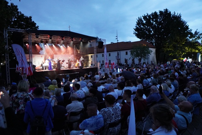 Koncert „Zaśpiewajmy w hołdzie Powstańcom Warszawskim”  - Lublin, 1 sierpnia 2025 r. Fot. Dominik Borek (IPN Lublin)