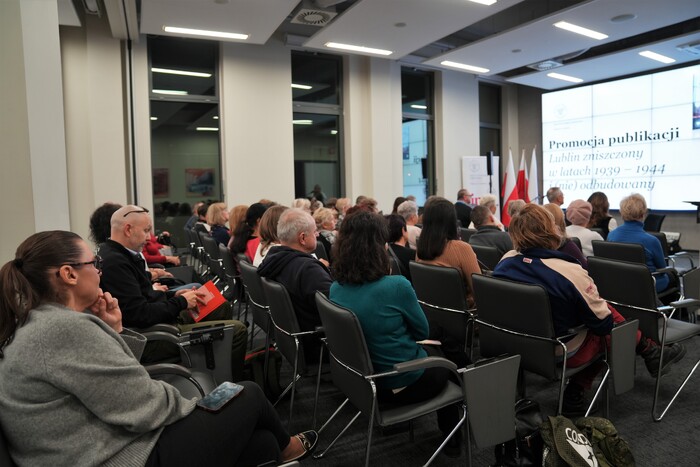 Promocja publikacji IPN „Lublin zniszczony w latach 1939–1944 i (nie)odbudowany” - Lublin, 1 grudnia 2025, fot. Dominik Borek (IPN Lublin)