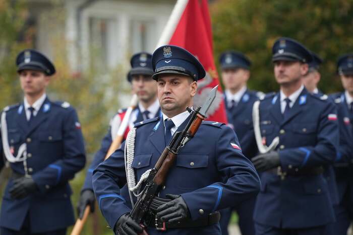 Uroczystości pogrzebowe dwóch nieznanych z nazwiska funkcjonariuszy Polskiej Policji Państwowej - Kryłów, 20 października 2026, fot. Dominik Borek (IPN Lublin)