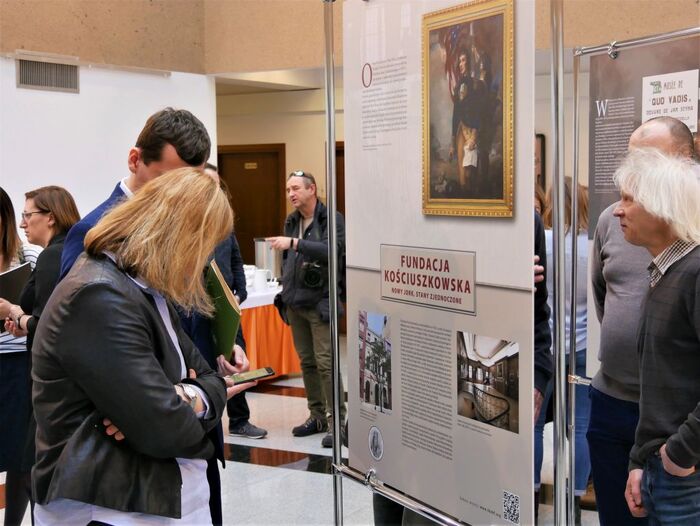 polonica emigracyjne, wystawa, mabpz, ipn lublin,