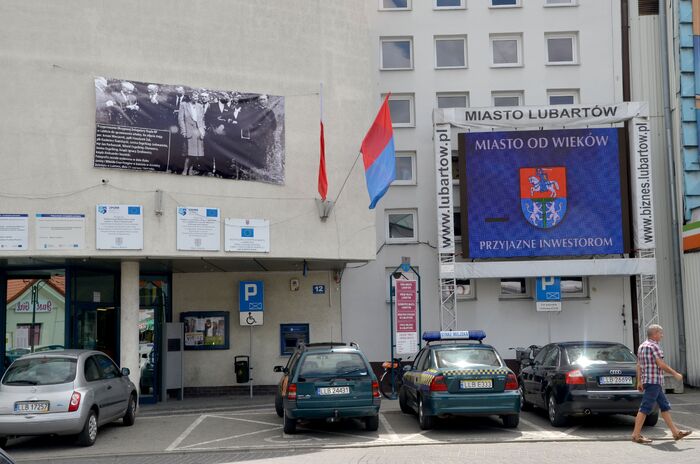 Lubartów, budynek Urzędu Miasta – fot. Tygodnik „Lubartowiak