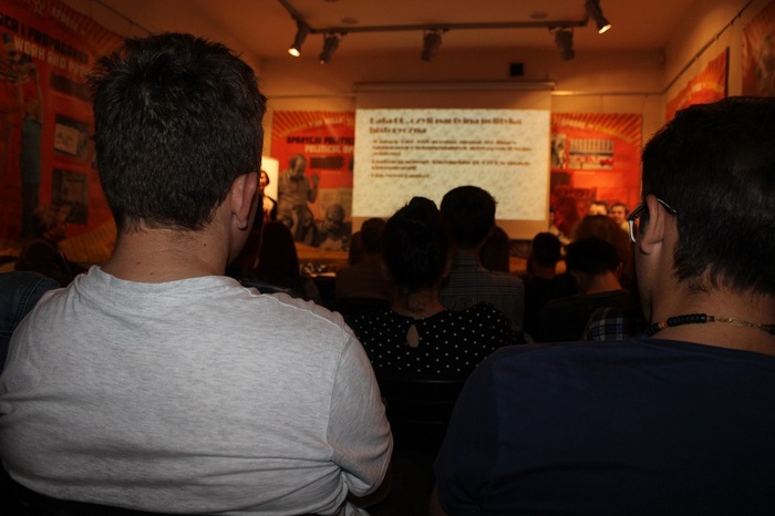 Film w służbie partii