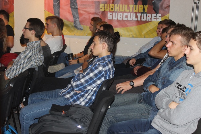 Film w służbie partii