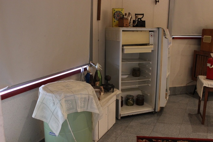 Małe mieszkanko na...