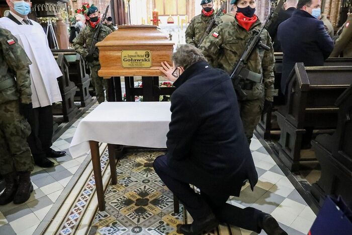 W uroczystościach pogrzebowych Zygmunta Goławskiego wziął udział prezes IPN dr Jarosław Szarek – Siedlce, 13 marca 2021. Fot. Sławek Kasper (IPN)