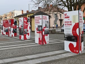 Wystawa Tu rodziła się „Solidarność” w Lipsku na ul. Rynek. Fot. Bogusław Bek/IPN Radom