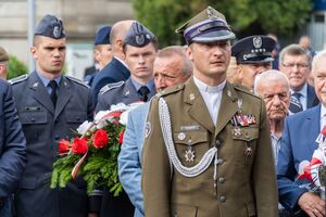 Uczestnicy oficjalnych obchodów upamiętniających Radomski Czerwiec &#039;76. Fot. Dawid Florczak/IPN Lublin
