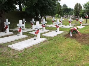 Ekshumowane szczątki zostały pochowane w kwaterze wojennej żołnierzy WP, poległych w 1939 r., znajdującej się na cmentarzu parafialnym w Księżpolu. Fot. Sylwia Kostyra/IPN Lublin