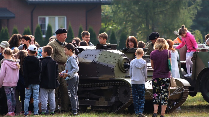 Uczestnicy rajdu pojazdów historycznych. Fot. Maksymilian Bednarz