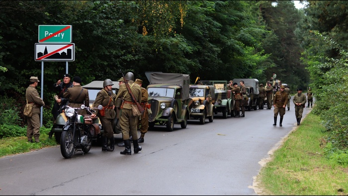Uczestnicy rajdu pojazdów historycznych. Fot. Maksymilian Bednarz