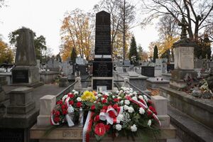 Grób Teresy Grodzińskiej na cmentarzu przy ul. Limanowskiego w Radomiu. Fot. Mikołaj Bujak/IPN