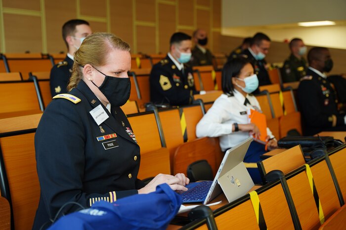 Oblicza służby: weterani. Współpraca cywilno-wojskowa. Fot. LITPOLUKRBRIG