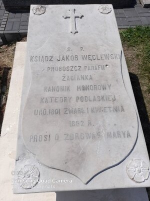 Remont grobu ks. Jakóba Węglewskiego. Fot. IPN