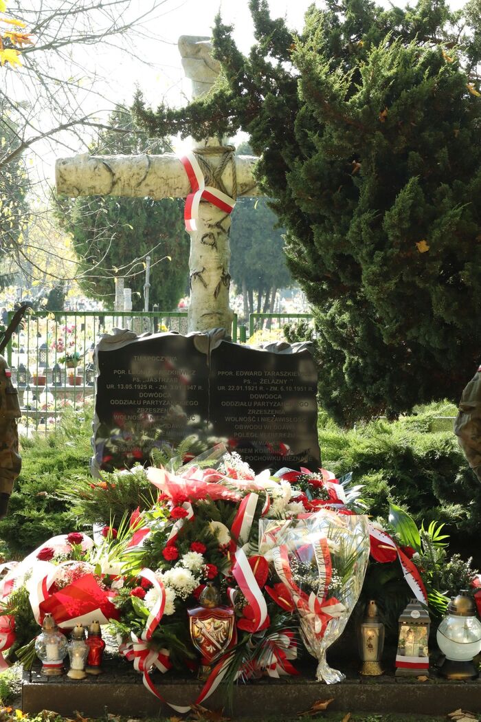 Obchody 71. rocznicy śmierci ppor. Edwarda Taraszkiewicza ps. Żelaznego. Fot. Leszek Bubicz