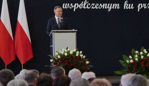 Prezydent RP Andrzej Duda podczas obchodów 80. rocznicy wysiedleń mieszkańców Zamojszczyzny w Skierbieszowie. Fot. IPN Lublin