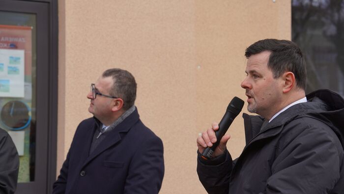 Odsłonięcie tablicy upamiętniającej rodzinę Jaroszów - Piaski, 5 grudnia 2023. Fot. A. Sadownik/IPN Lublin